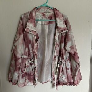 Light jacket/wind breaker